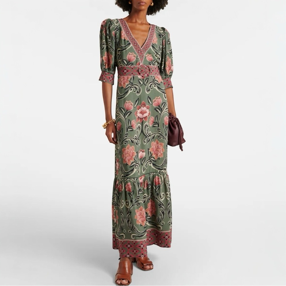 NWT FARM Rio Short Sleeve Arabesque Floral Green Maxi Dress Size Medium